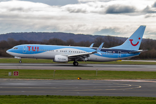 G-FDZX - Boeing 737-8K5 - TUI Airways - Plane Finder