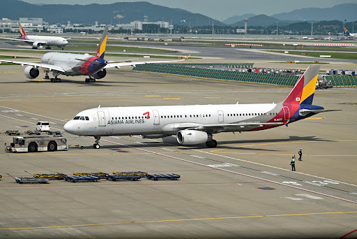 Asiana Airlines Flight OZ8936 from Cheju (CJU) to Seoul (GMP