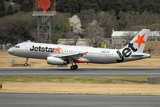 JA10JJ - Airbus A320-232 - Jetstar Japan - Plane Finder
