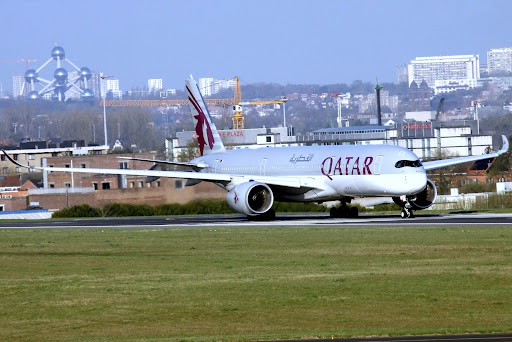 A7-ALO - Airbus A350-941 - Qatar Airways - Plane Finder