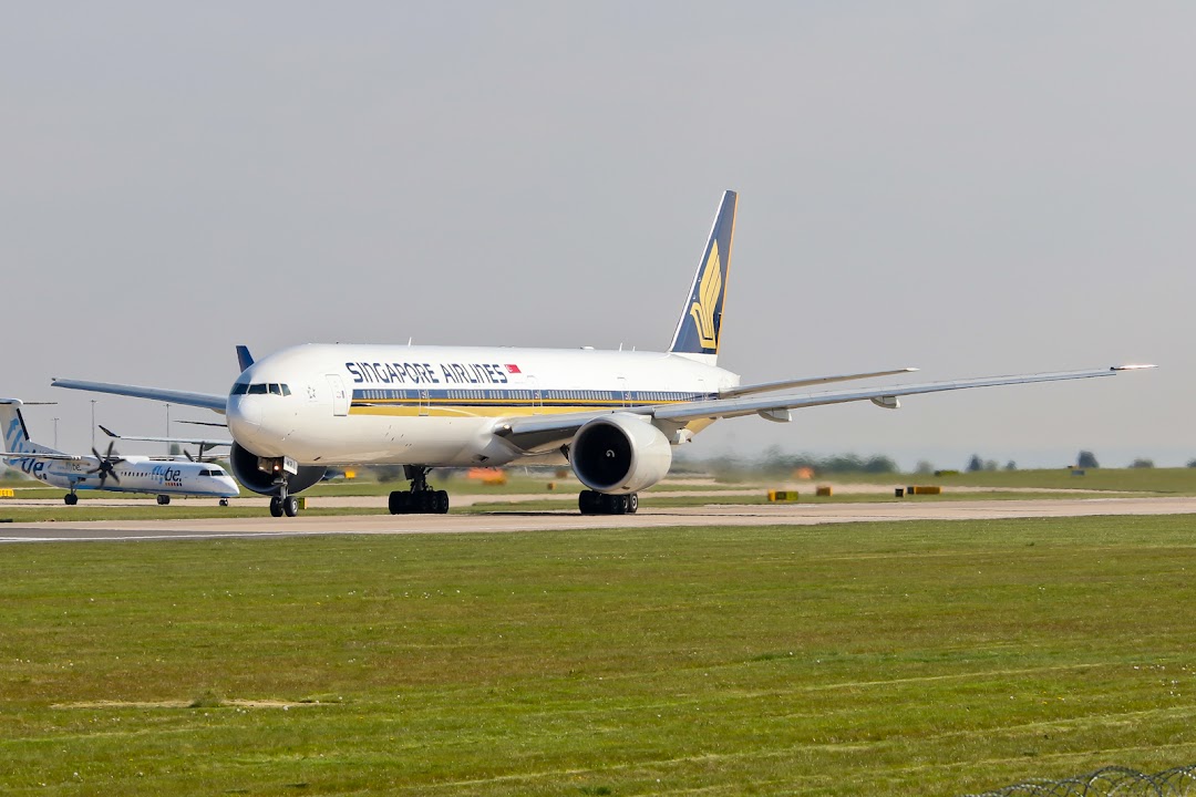 9V-SWP BOEING 777-312 (ER)