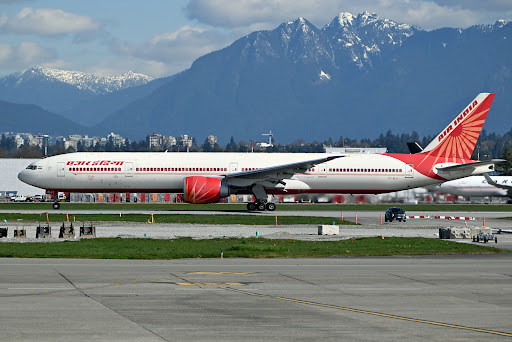 VT-ALO - Boeing 777-337ER - Air India - Plane Finder