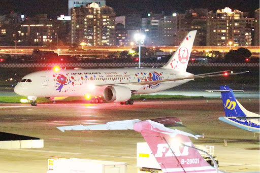 Aviation400 JAL Boeing787-8 JA823Jです。 JA823J | Boeing 787-8 Dreamliner | Japan Airlines (JAL