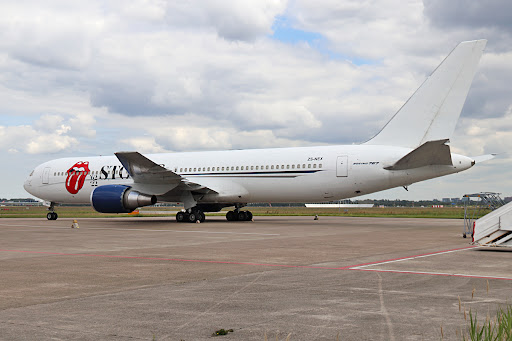 ZS-NEX - Boeing 767-35DER - Aeronexus Corporation | Plane Finder