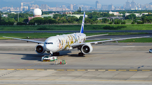 JA784A - Boeing 777-381ER - All Nippon Airways (ANA) - Plane Finder