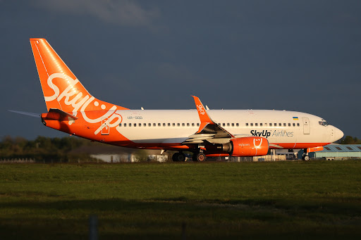Hokkaido International Airlines - Air Do Boeing 737-500
